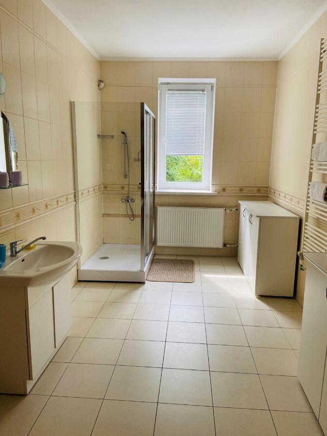 Guest House At Lesya Ukrainka Truskavets Exterior photo